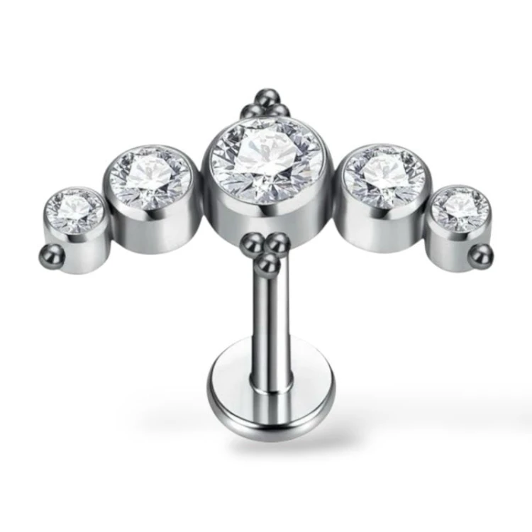 Tytanowy labret cluster z cyrkoniami i kuleczkami