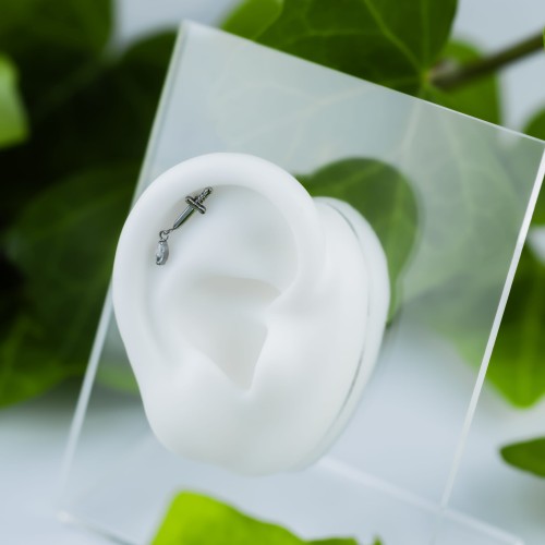 Tytanowy SREBRNY labret ozdobny z sztyletem I cyrkonią